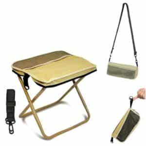 כסא מתקפל לתיק עם כיסים ורצועת נשיאה – לישיבה ונשיאה נוחה